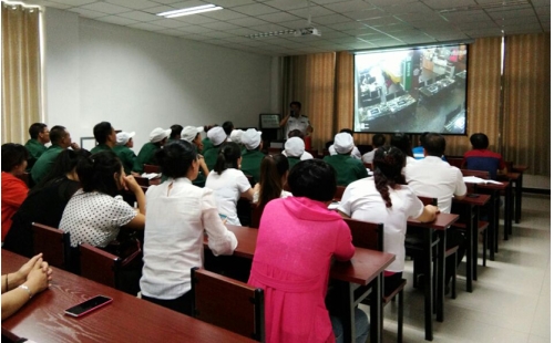 全員關(guān)注消防，生命安全至上