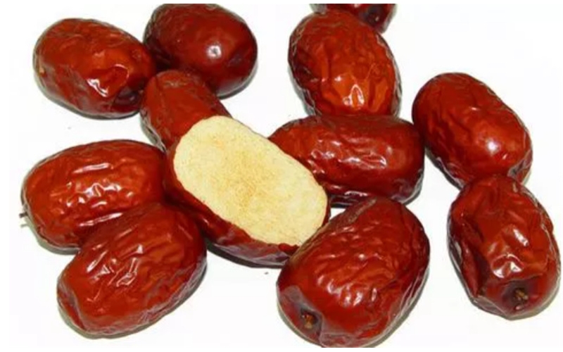 紅棗和它一起泡，每天一杯，濕氣消，臉色更紅潤！